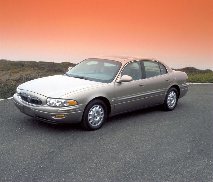  Buick LeSabre 2000 года  (фото 19 из 35)